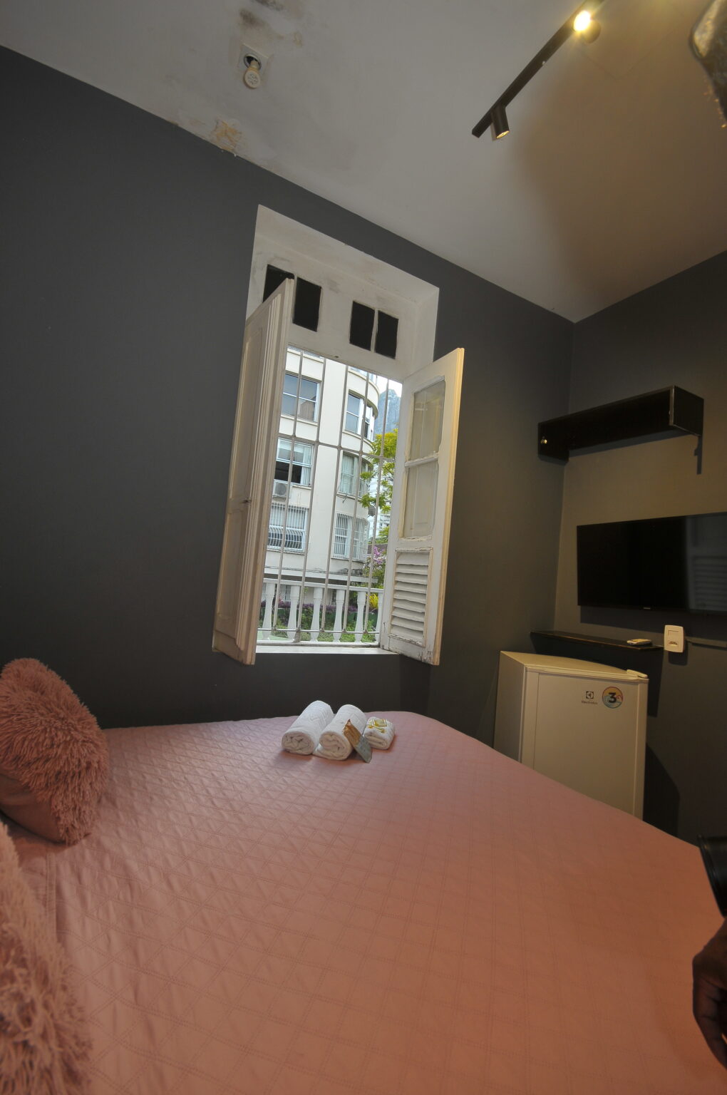 Suite-casal-botafogo-Rio-hostel-vista pro cristo-Raul
